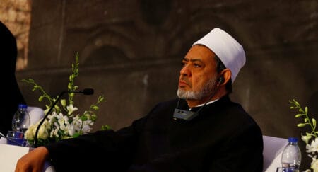 الرد على شيخ الأزهر.. كلام فاسد خال من التوفيق