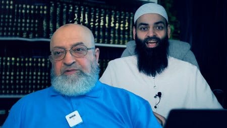 من أبرز سمات الفرقة الحدادية إهمال الصلاة وممارسة التقية